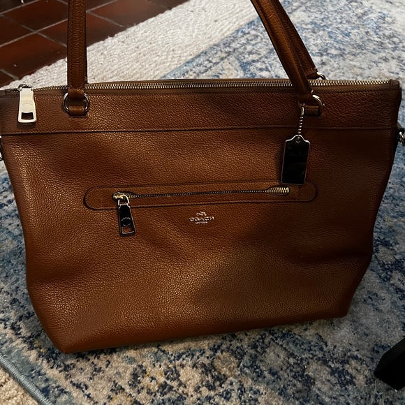 Coach Handbags - COACH F54689 Pebbled Brown Large Tote with Matching Wallet